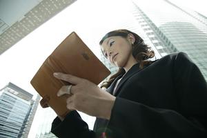 交通事故に関するトラブルを解決するには